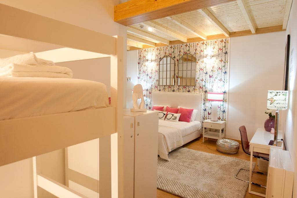 Five Senses Hostel โกอิมบรา ภายนอก รูปภาพ